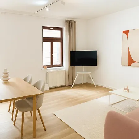 Urban&stylisch-frisch Renoviert, Nähe Rhein Und Hipper Südstadt * Colonia